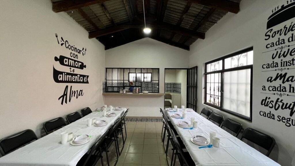 WhatsApp Image 2024-10-06 at 10.44.49 AM (3)